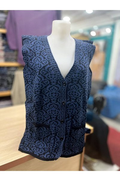 TCR Kadın Triko Kilim Desenli Düğmeli Cepli Yelek
