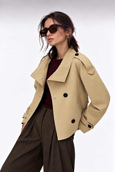 eybetsa Model: Stand-Up Collar, Back Windbreaker Detail, Lined Women's Trench Coat Jacket Trench Coat