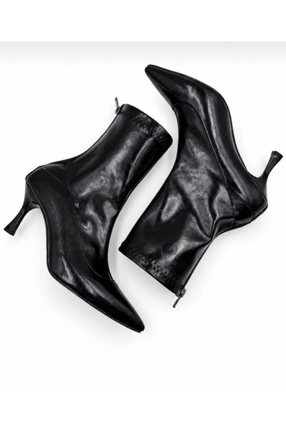 Demashoes حذاء أسود من الجلد اللامع المكسور بكعب 8 سم وسحاب خلفي ونعل ستيليتو مطاطي