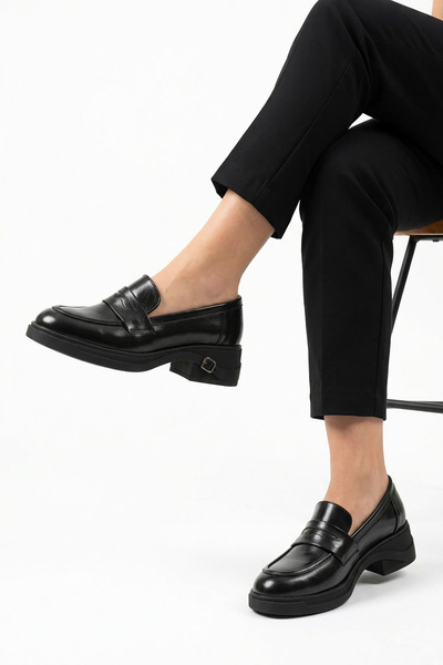 Moda Pie Moran Kuşak Detaylı Kadın Loafer Babet Siyah Kırısık