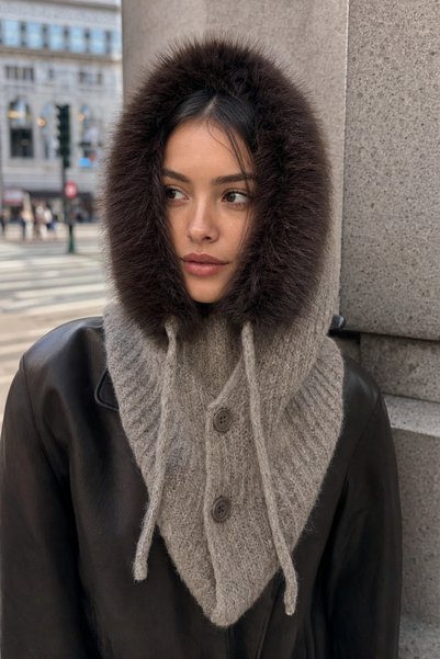 Axesoire S062-50 Bej Peluşlu Balaklava Model İpli Bere