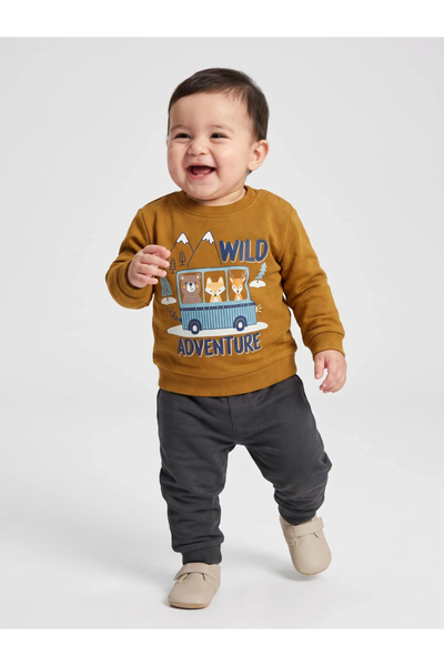 Styli Baby Boy Brown Graphic Sweatshirt with Shoulder Snap