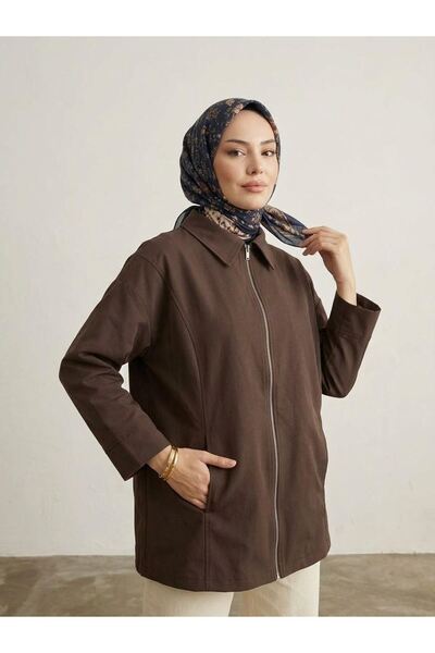 Lunsera Store معطف ترنش بتفاصيل أكمام مزركشة وسحاب - بني