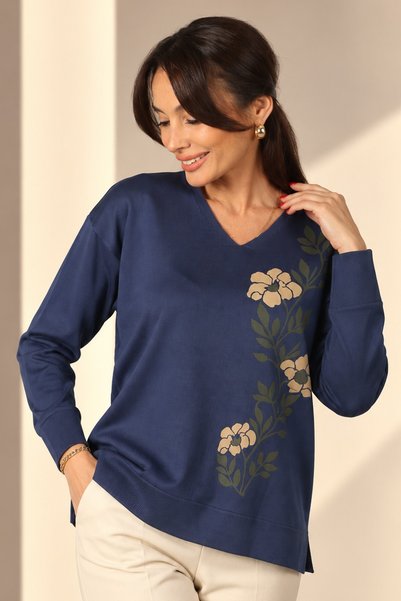 By Saygı Women's V-Neck Floral-Leaf Patterned Long-Sleeved Blouse