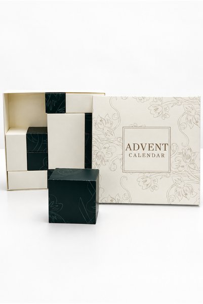carton box Advent Calendar Hediye Kutusu Seti 12 İç Kutulu Krem Yeşil Tasarım 25x25x7 cm