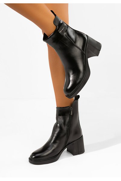 B T Shoes Τζονέλ μαύρα μποτάκια με χοντρό τακούνι