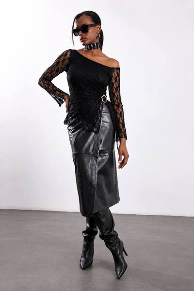 STEPS Asymmetrical Lace Blouse with Buckle Accessories