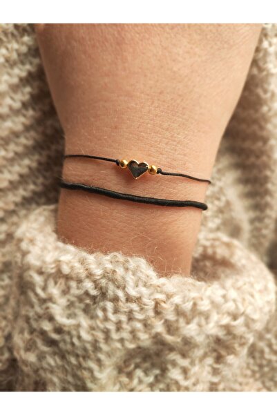 Atölye Merdiven مجموعة سوار على شكل قلب وحبل باللونين الأسود والأحمر