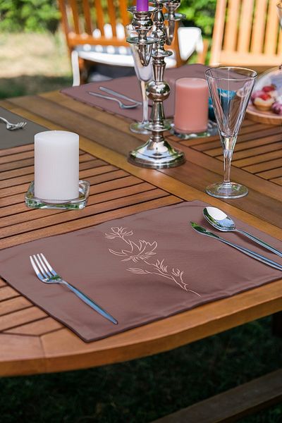 Realhomes Set de serviciu american pentru desen floral Onedraw, fundal colorat din 6 piese