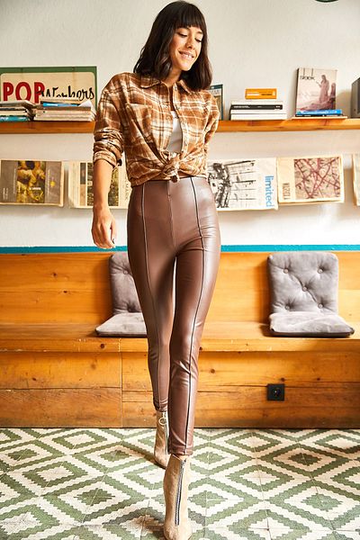 Olalook Női barna műbőr leggings polár belsővel TYT-19000045
