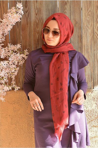 Veille Feather Pattern Red Shawl