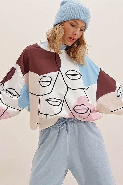 Trend Alaçatı Stili Damen-Sweatshirt mit Rundhalsausschnitt und digitalem Druck, Kaffee MDA-1076