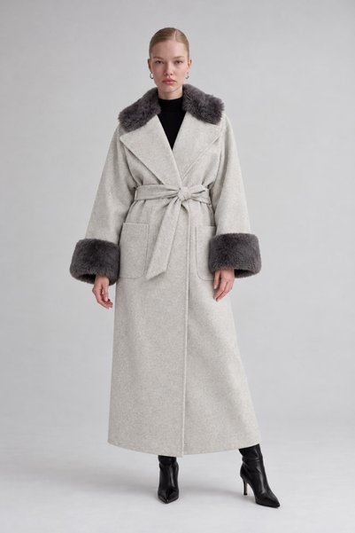 Levidor Gray Collar Sleeves Fur Detailed Coat