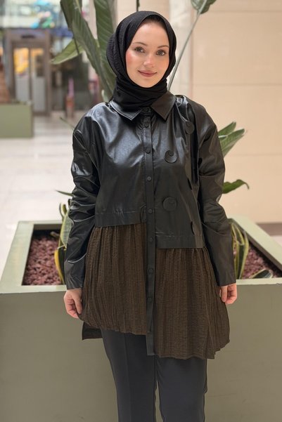 Ceremony Nero Shirt with Waffle Fabric Trim and Appliqué