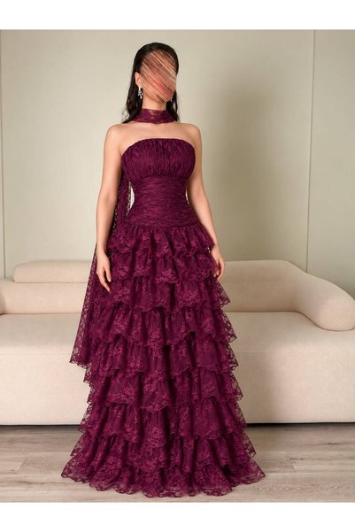 Elegant اسم الموديل: فستان ملكي بلون العنابي الفاخر 🍷 وصف الموديل: