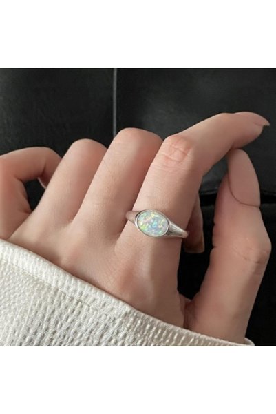Alviro Inel geometric reglabil cu imitație de opal ovală, culoare argintie