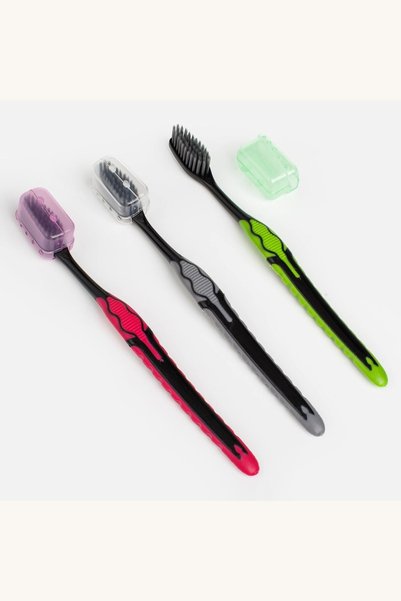 Comerivo Set 3 periuțe de dinți pentru adulți în 3 culori, cu mâner ergonomic