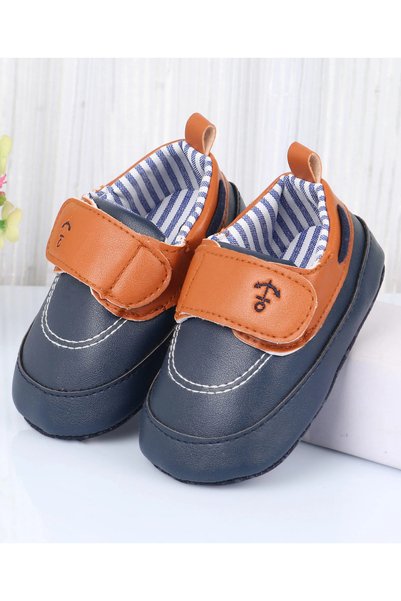 Cute Walk by Babyhug حذاء بوت بحزام فيلكرو متعدد الألوان - أزرق داكن وبني فات...