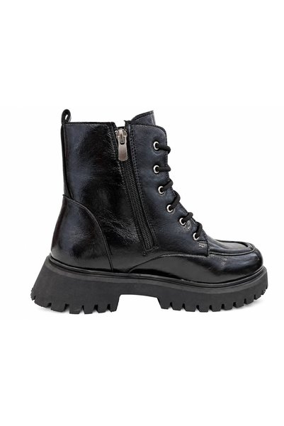PAPUCUMUN DÜNYASI Women's Black Color Shiny Textured Patent Leather Boots with Side Zipper and Lace-Up Design