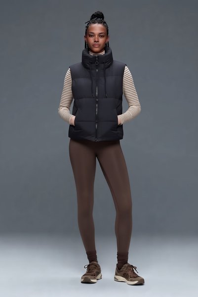 soft&basic Vestă de damă cu guler înalt, buzunare cu fermoar, vestă sport scu...