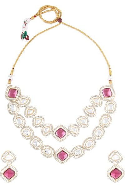ZAVERI PEARLS طقم قلادة متعددة الطبقات وأقراط مرصعة بأحجار أرجوانية وألماسات ...