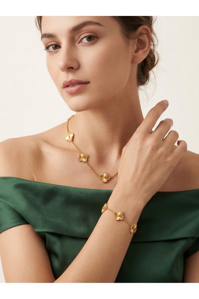 Paslanmaz Çelik Gold Yonca Figürlü Kadın Kolye ve Bileklik Seti
