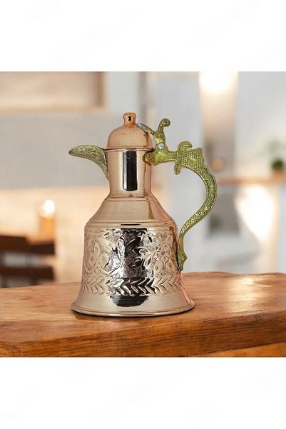 El Yapımı Bakır Güğüm – Kalaysız, Oyma Desenli, Pirinç Kulplu Kapaklı Güğüm 750 ML