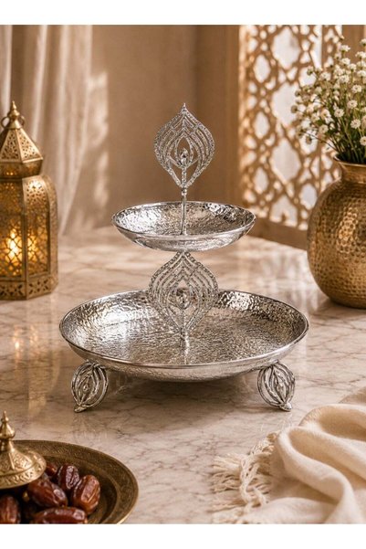 Roman Gifts حامل معدني منقوش للكيك والحلويات