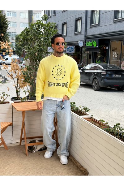 manch collection Giesto Yıldız Nakışlı Crop Örme Sweatshirt