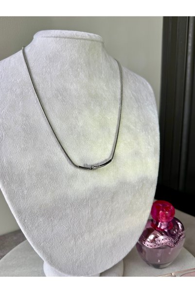 Merishe Jewerly قلادة من الفولاذ الفضي على شكل مسمار