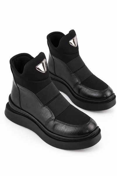 UYEGE حذاء نسائي من موسكو سيري ذو نعل سميك وشريط مطاطي أسود للاستخدام اليومي