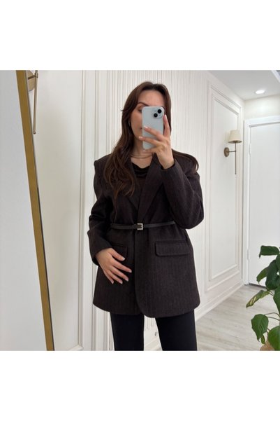 Dilara Duran Butik Kemerli kaşe ceket