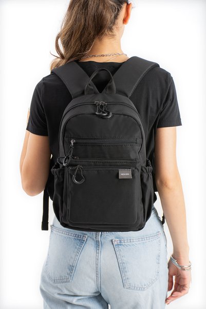 MEGA BAG حقيبة ظهر نسائية من القماش المقاوم للماء