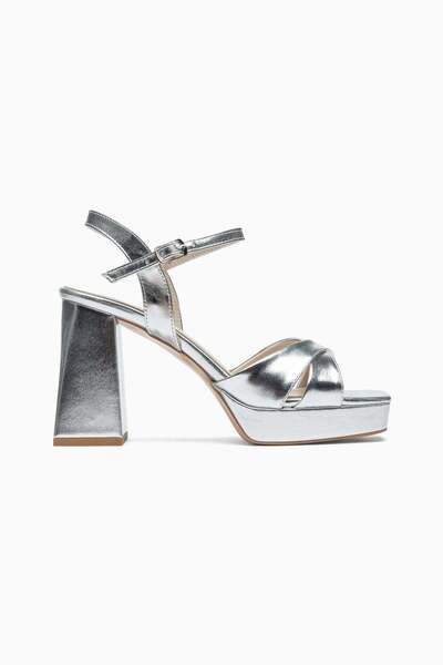 ALTIN TOPUK Lara Silver Cross-Strapped Platform Heeled Shoes