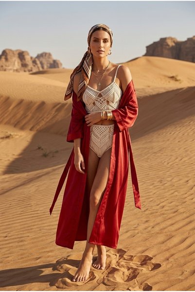 PICO fashion روب طويل من الساتان