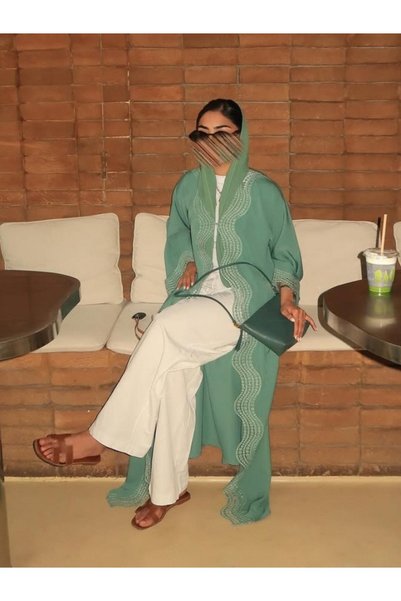 Noon Noora Elegant Front-Opening Abaya (without headscarf)