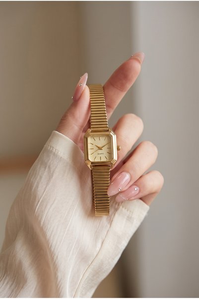 KLISHE Women's Steel Watch Gold Color Premium Collection Case Vintage Luxury |   Elegant Stylish Classic Old Money Women's Wristwatch |   Limited Edition 2027