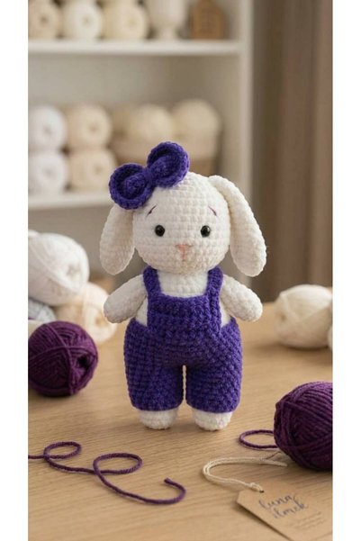 El örgüsü amigurumi tavşan slopetli