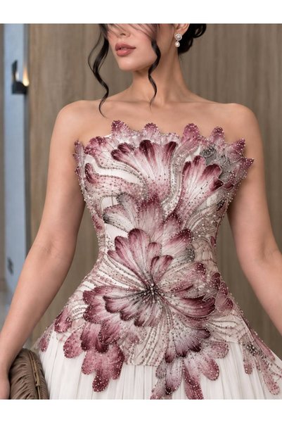 Olivia Style فستان سهرة نسائي طويل أبيض مع صدرية مطرزة بتصميم ورود بارزة