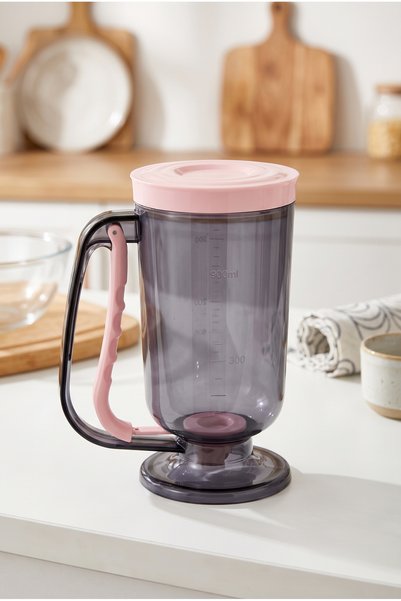 ROYALGROSS Siyah-Pembe Pratik Hamur Porsiyonlayıcı 900 ml Ölçekli Krep Pankek Waffle Kek Muffin Hamur Dağıtıcı Akıtıcı