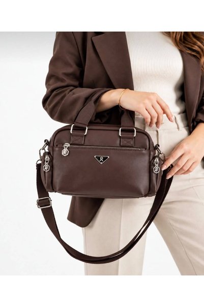 bag Women's Multi-Compartment Soft Hand and Shoulder Bag