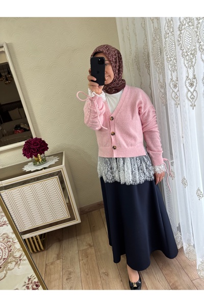Butik kolları ve etek uçları tül Detaylı Hırka