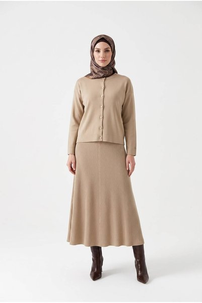 Armine Trend Reglan Kol Düğmeli Soğuk İplik TAM KALIP Etekli Triko Takım