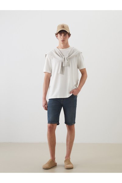 LC Waikiki شورت جينز رجالي من LCW Jeans بمقاس قياسي