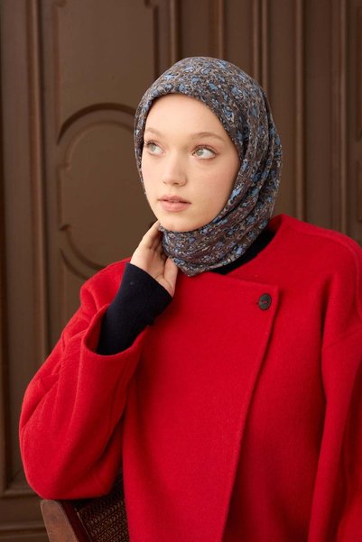 Silk Home وشاح فيلورا بتصميم تجريدي باللون البني والرمادي