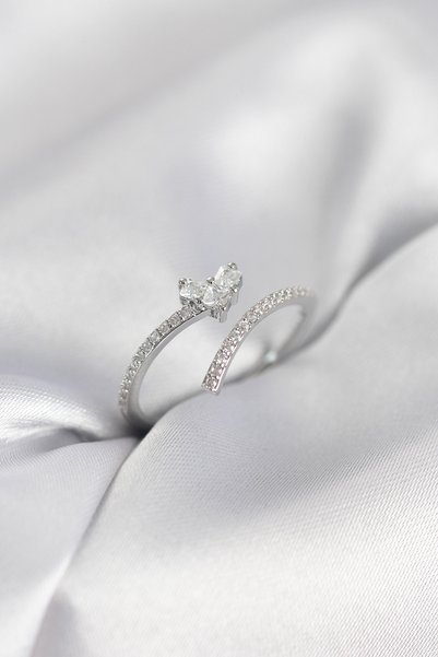 Angel Of Life Silver Color Zircon Stone Heart Model Women's Ring