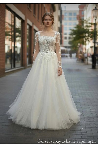 GÖKŞİN MODA Kare Yakalı Gipür İşlemeli Gelinlik