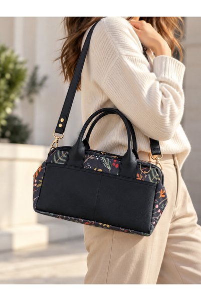 Pearl Teks Stylish Bag with Leather Details