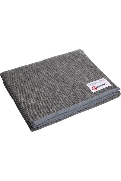 MANDUKA بطانية صوف لليوغا - أداة وملحق لليوغا، قابلة للطي والتكديس للدعم، مصن...