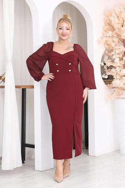 Siyezen Plus Size Square Neck Evening Dress with Gold Accessories
